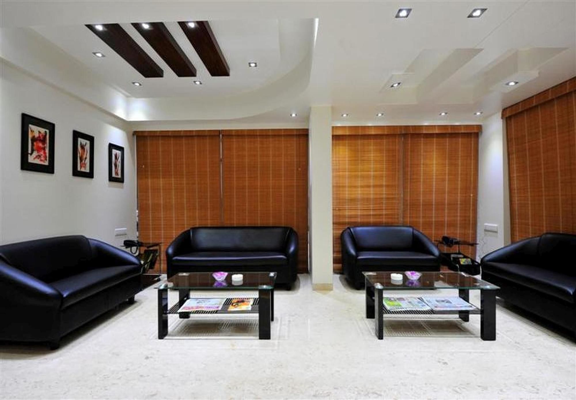 Hotel Moneta Pune